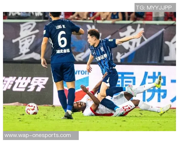 体育实时数据深入探讨上海足球队各技术特点与战术风格的全面对比分析